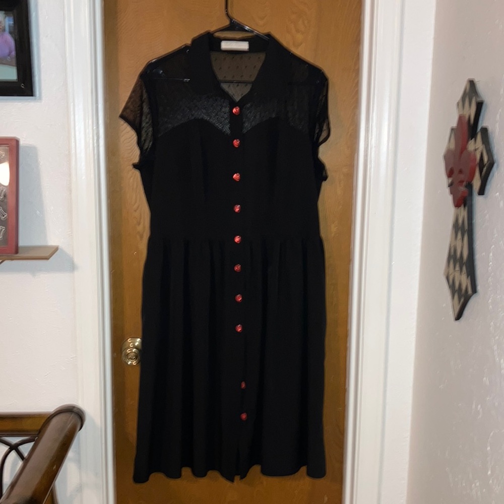 Belle Poque 50’s style swing dress w/ heart buttons